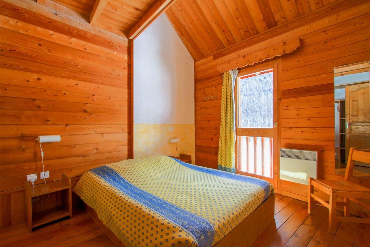 Le Gouroun Hameau Des Chazals Nevache Hautes Alpes Exteriör bild